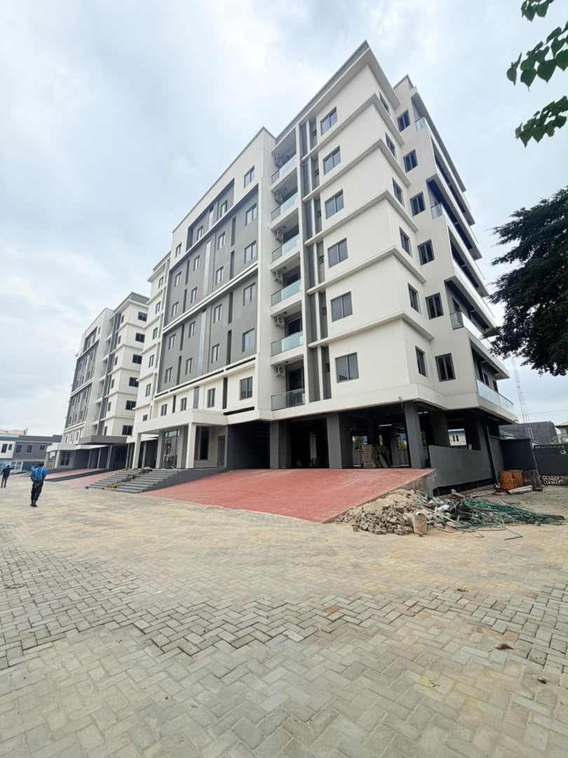 Fully Fitted 3 Bedroom Apartment with BQ in Ikeja GRA