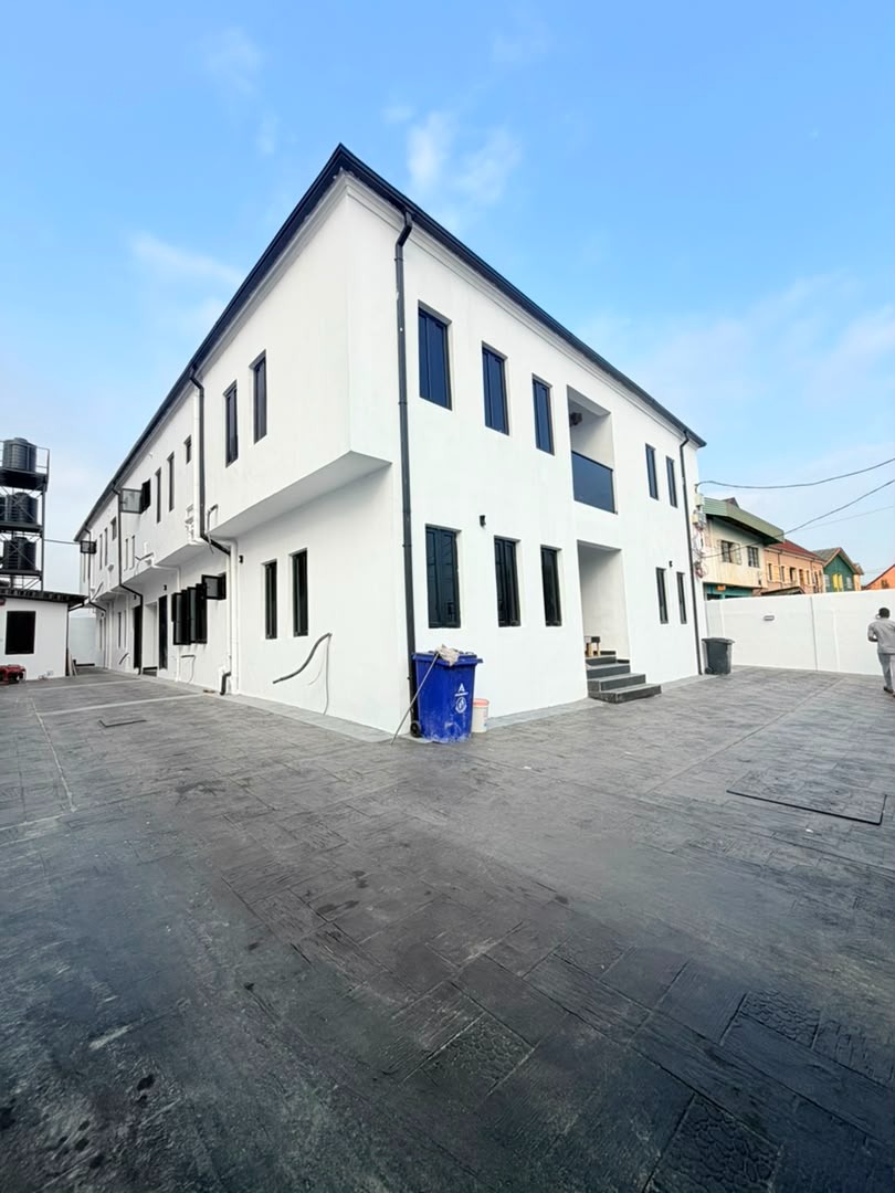 Newly Built 3 Bedroom Apartment in Gbagada