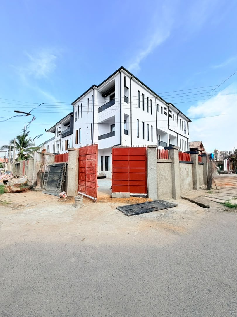 Newly Built 4 Bedroom Semi-detached Duplex with BQ and Pool