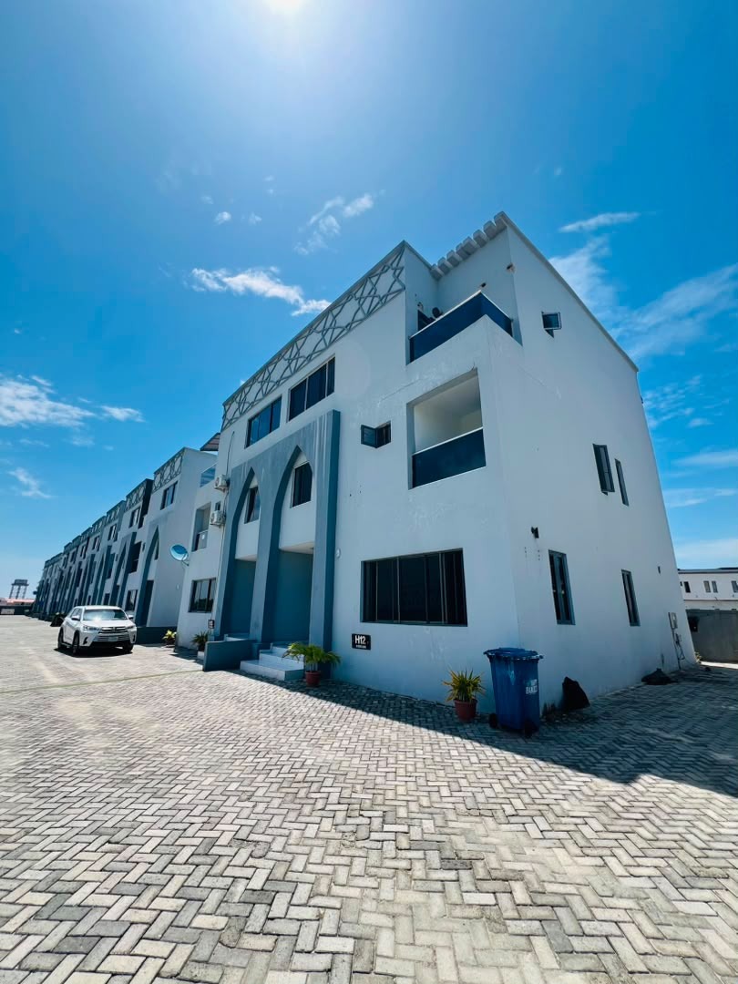 4 Bedroom Semi Detached Duplex in De Castle Max Estate