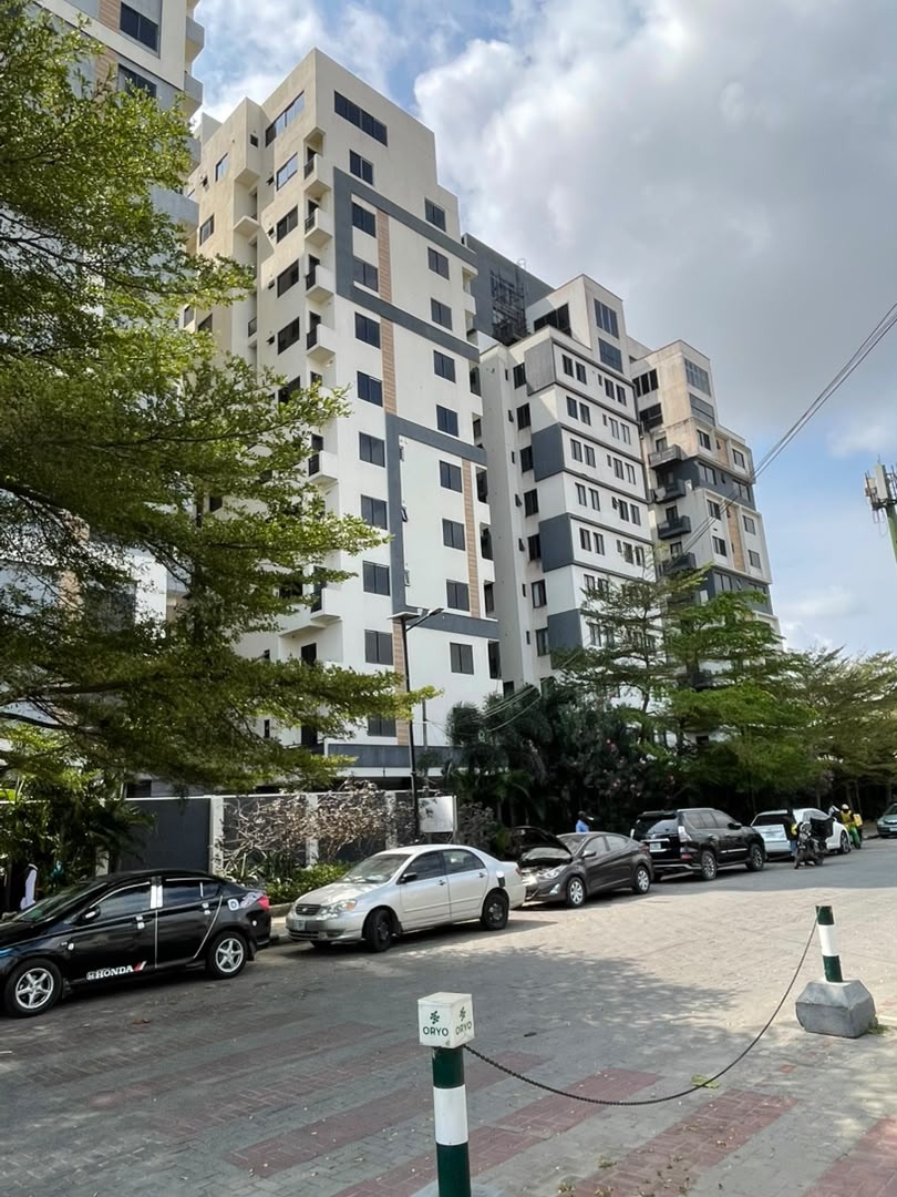 Fully Serviced 3-Bedroom Apartment with BQ