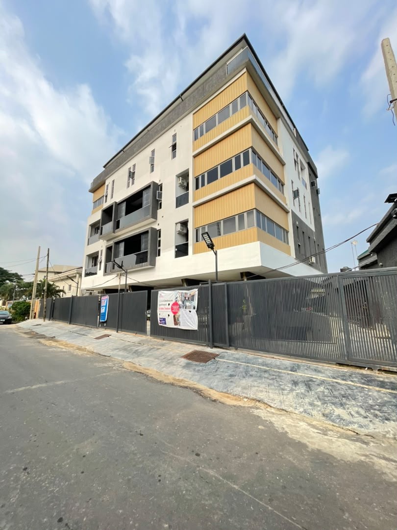 Fully Serviced 2-Bedroom Apartment in Ikeja GRA