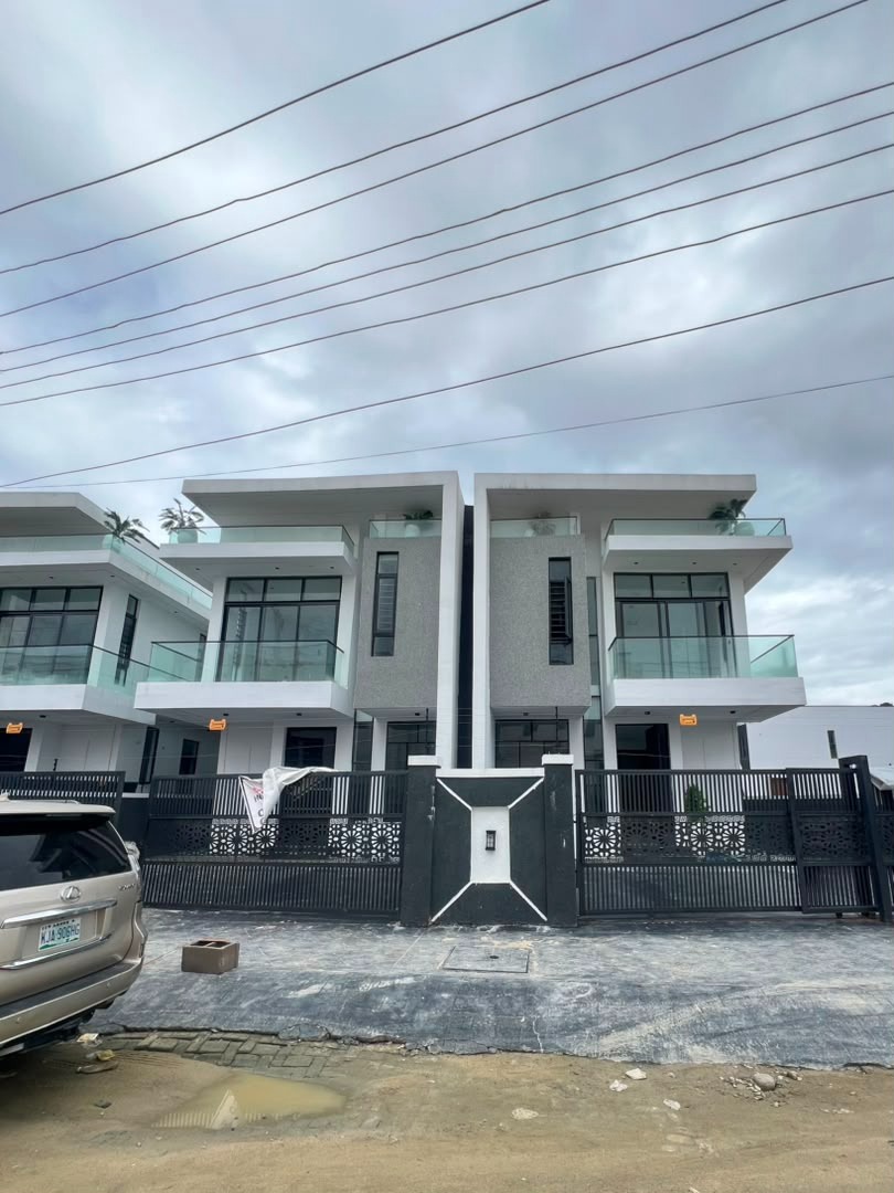 4 BED&BQ || 15 MILLION || IKOTA, LEKKI, LAGOS