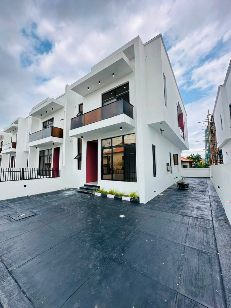 4 Bedroom Semi Detached Duplex in Golden Park Estate