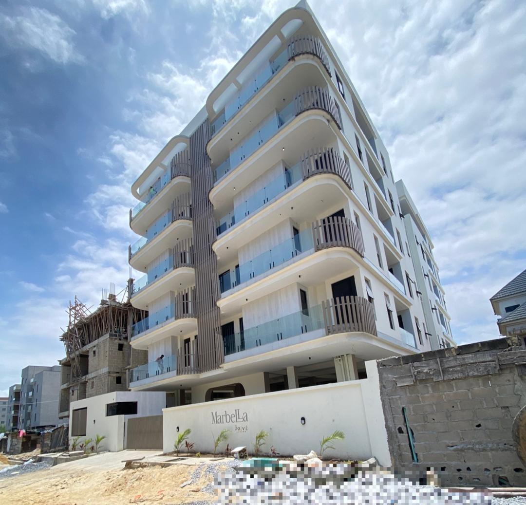 Luxury 4-Bedroom Maisonette in Ikate