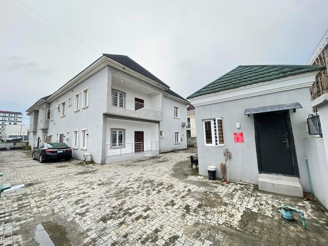 2 Bedroom Apartment in Lekki